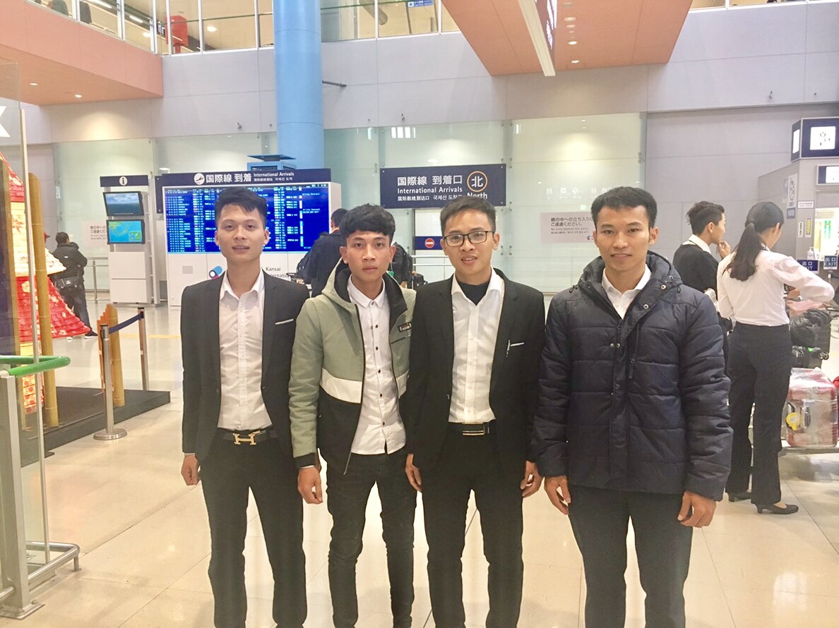 Chúc Mừng Bốn Bạn Kỹ Sư Đơn Hàng Thiết Kế Kim Loại