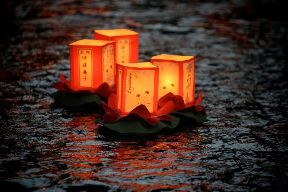 Lễ hội Obon (お盆)Nhật Bản