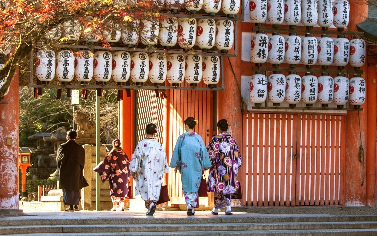 Người Nhật thường làm gì vào dịp cuối năm ?